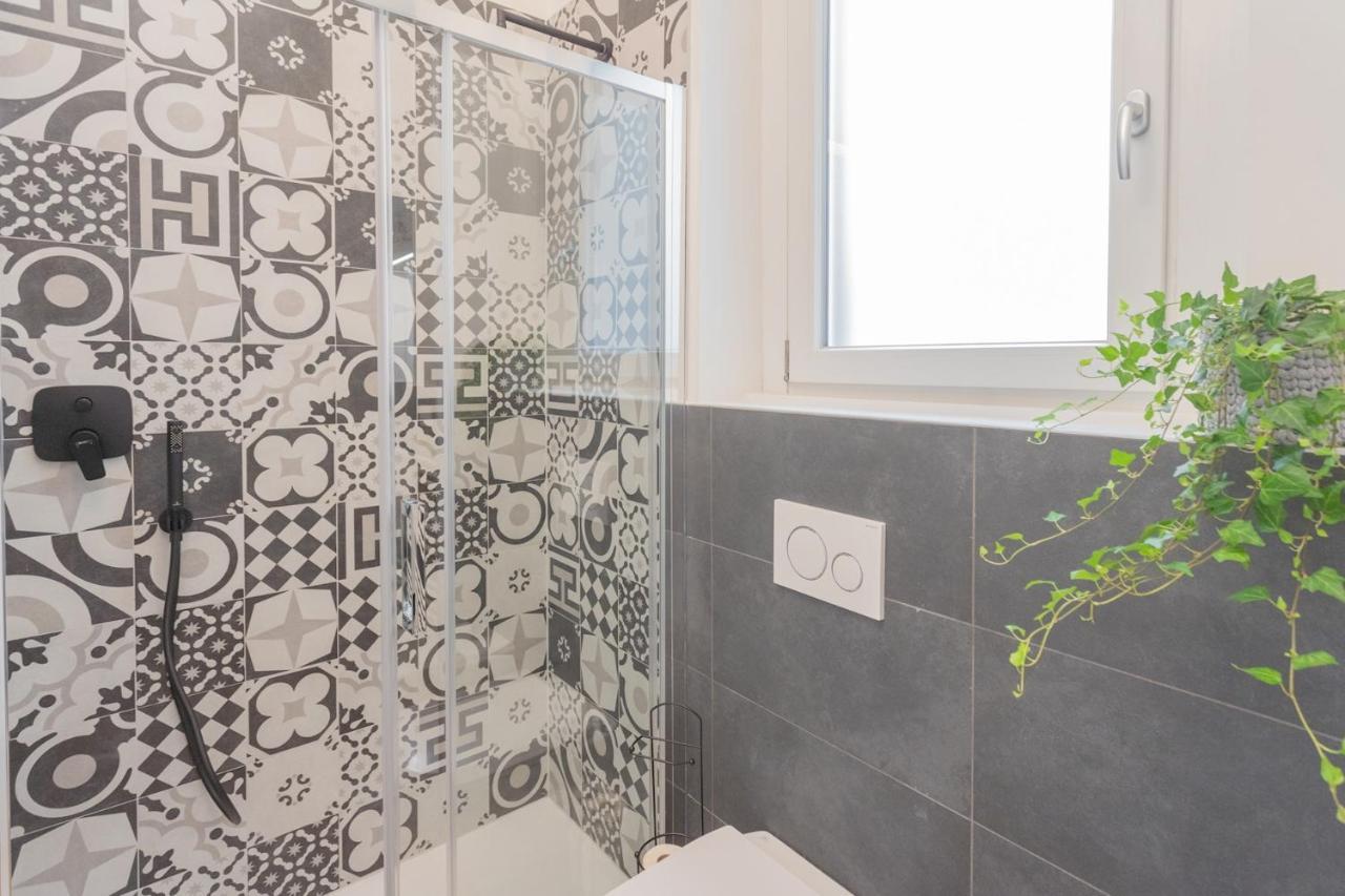 A Step From The Lake Apartment By Rent All Côme Extérieur photo
