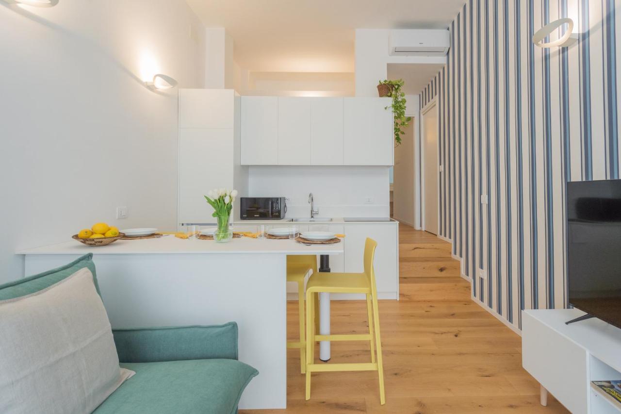 A Step From The Lake Apartment By Rent All Côme Extérieur photo