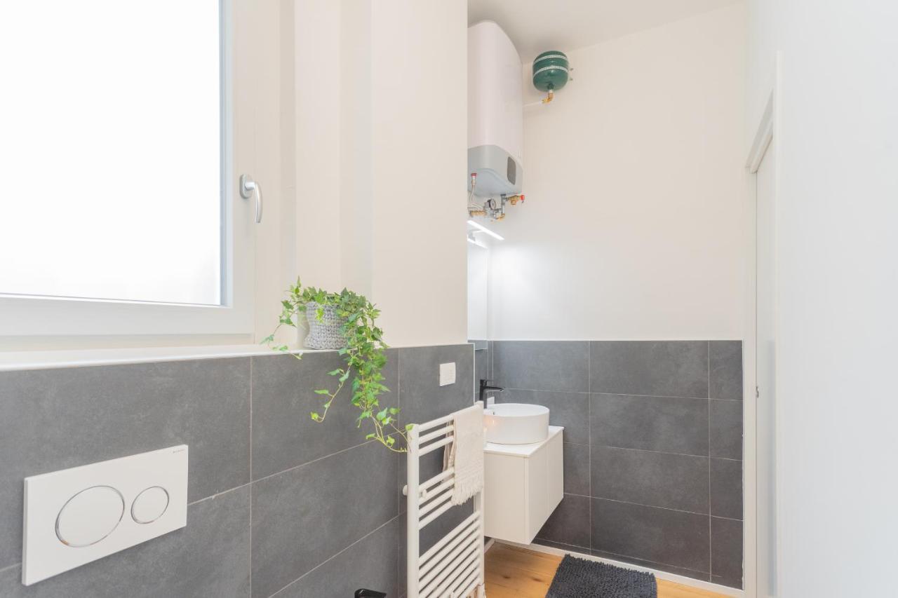 A Step From The Lake Apartment By Rent All Côme Extérieur photo